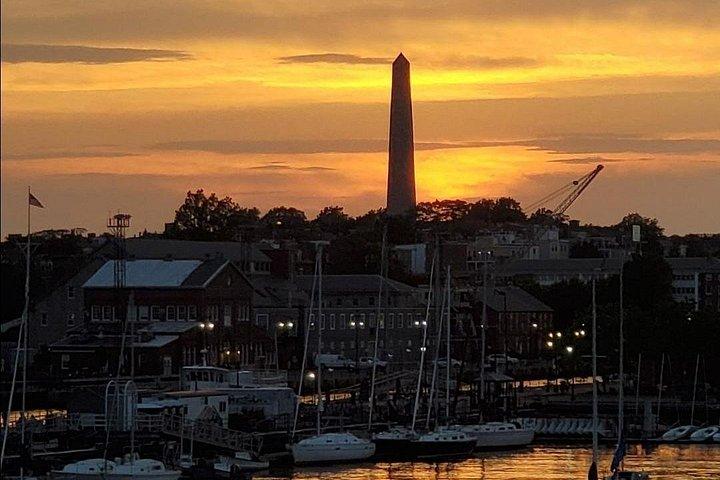 Hoteller i nærheden af Boston Harbor Narrated Sunset Cruise