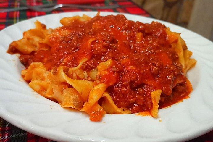 Pompei. Lezione privata di cucina napoletana e vino locale