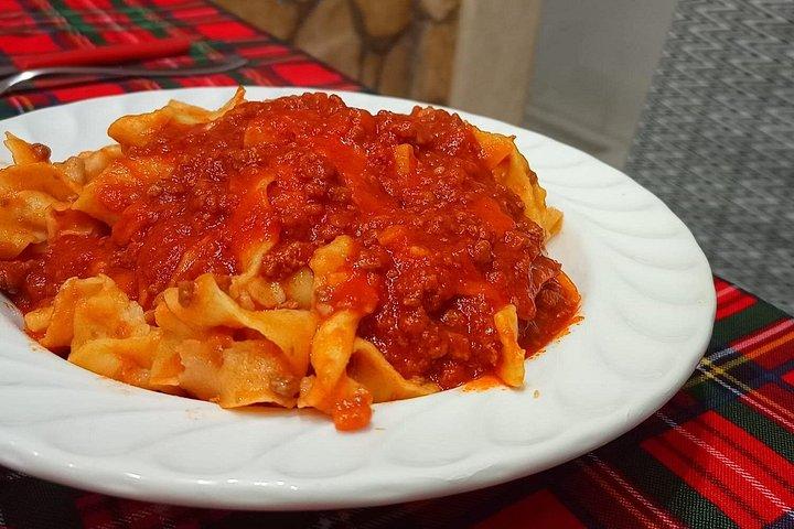 Pompei. Lezione privata di cucina napoletana e vino locale