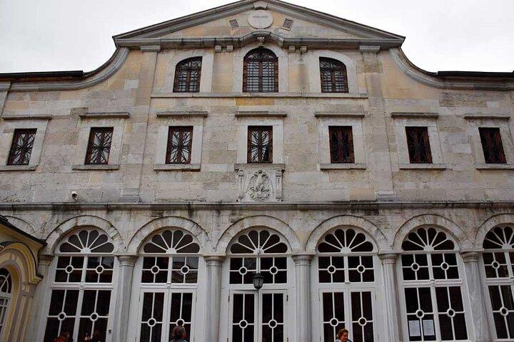 Chora Mosque and Balat Walking Tour with Sunset Cruise