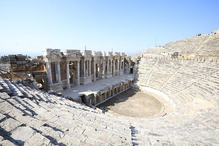 Istanbul and Cappadocia Tour Including Hot Air Balloon Ride