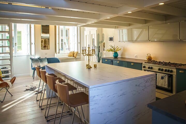 Cook on Lake Como with amazing views at our convent
