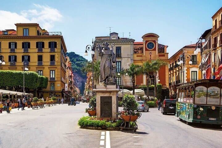 Sorrento Positano Amalfi tour from Naples