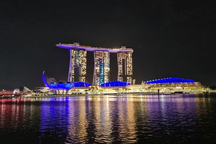 Privéminibustransfer naar attracties in Singapore