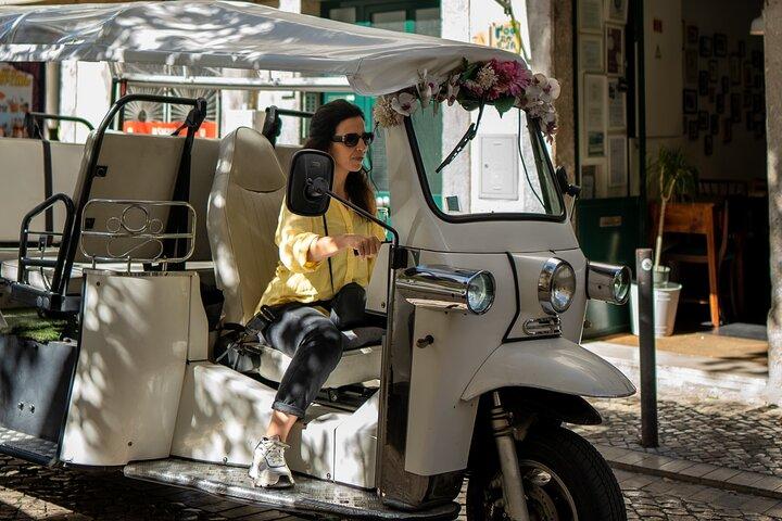 Private Eco Tuk Tuk Tour of Lisbon
