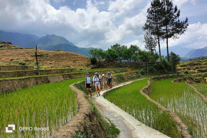 Trekking di 3 giorni nell'incredibile valle di Muong Hoa e soggiorno in famiglia etnica