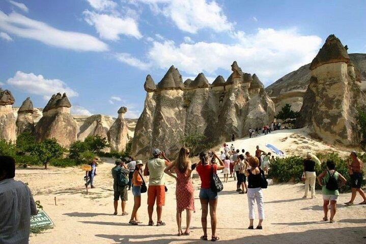 Tour Norte da Capadócia (Vermelho) com entrada no Museu de Goreme e almoço