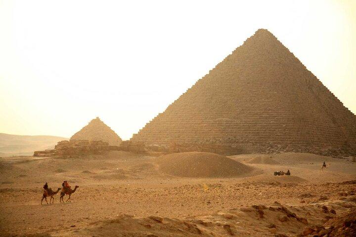 Ganztagestour von den Pyramiden von Gizeh nach Kairo mit Ägyptischem Museum