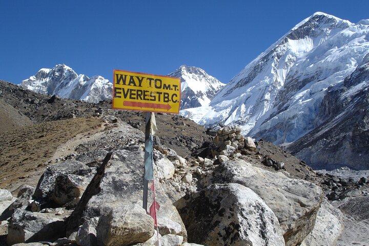 Trek du camp de base de l'Everest de 12 jours au départ de Katmandou au Népal