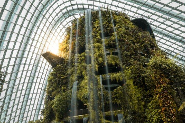 Giardini vicino alla baia con Marina Bay Sands Skypark