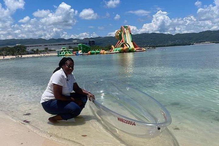 モンテゴベイのクリアカヤックでの写真撮影(送迎付き)