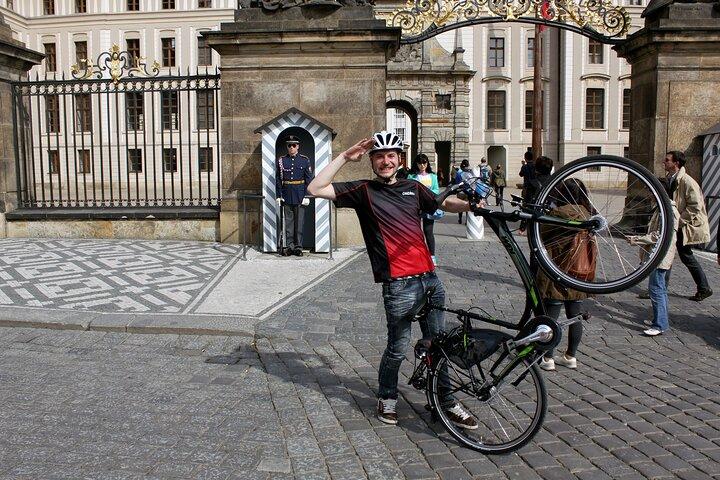 Prag cykel stadstur med liten grupp eller privat alternativ
