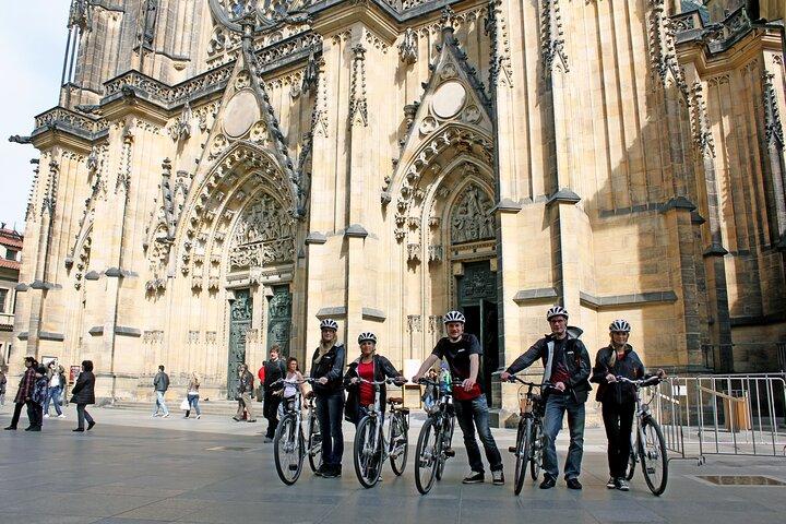 Prag Bike City Tour mit kleiner Gruppe oder privater Option
