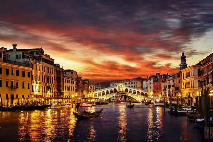 Venedig bei Nacht Kleine Gruppenführung abseits der Massen