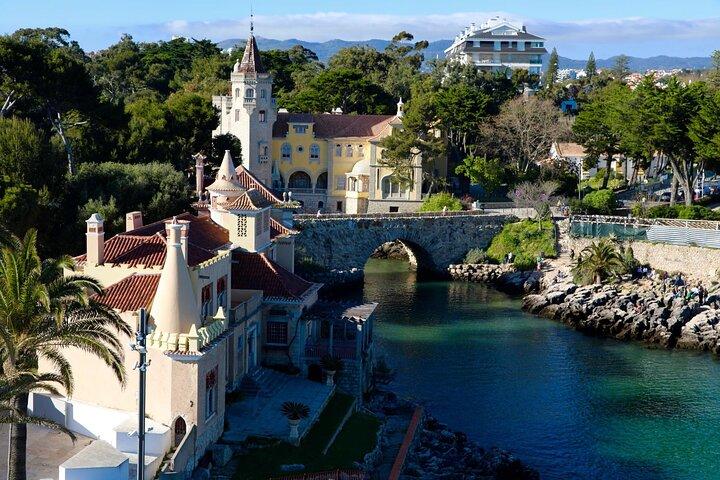 Sintra and Cascais Half Day Private Tour