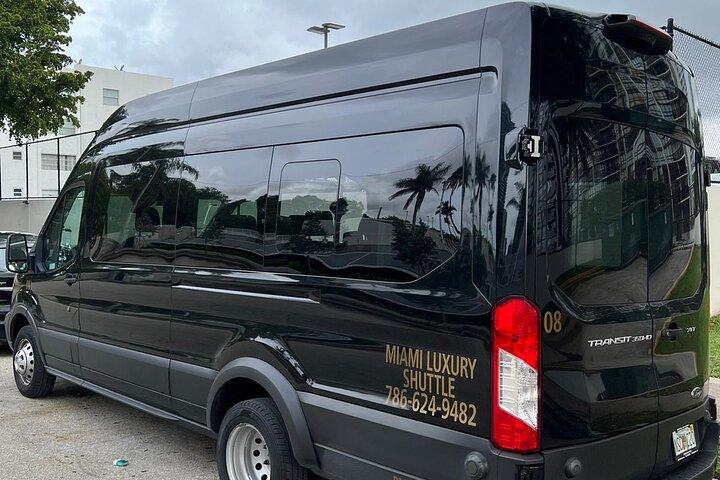 VAN Mia Airport or Hotels to Miami Port or Hotels Up to 14pax