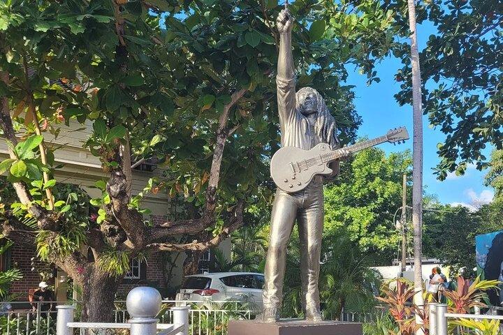 モンテゴベイ発ボブ・マーリー プライベートツアー