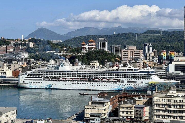 Privérondvaart vanuit Keelung: reis naar Taipei