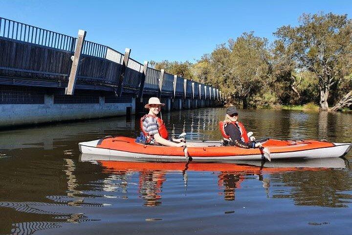 Perth Kayak Tour - Humedales del río Canning