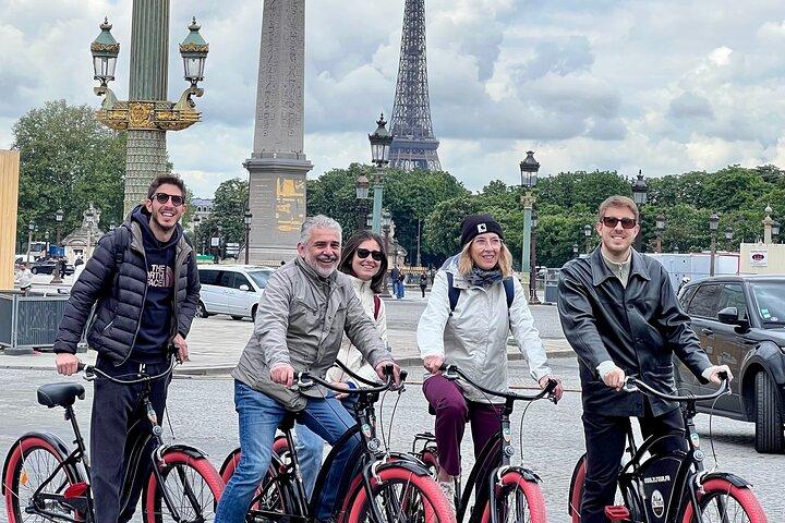 Paris Main Sights Bike Tour