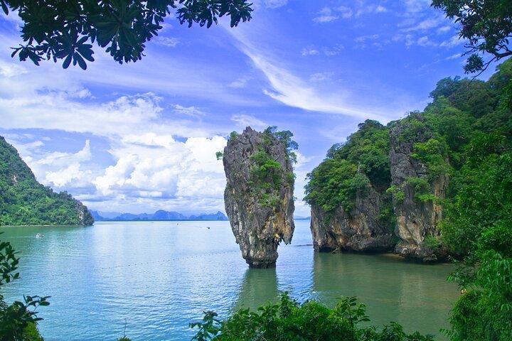 Excursion privée en bioluminescence et en canoë de mer dans la baie de Phang Nga