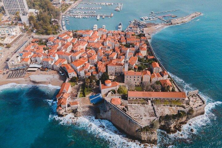 Sarajevo till Kotor & Budva Privat Transfer