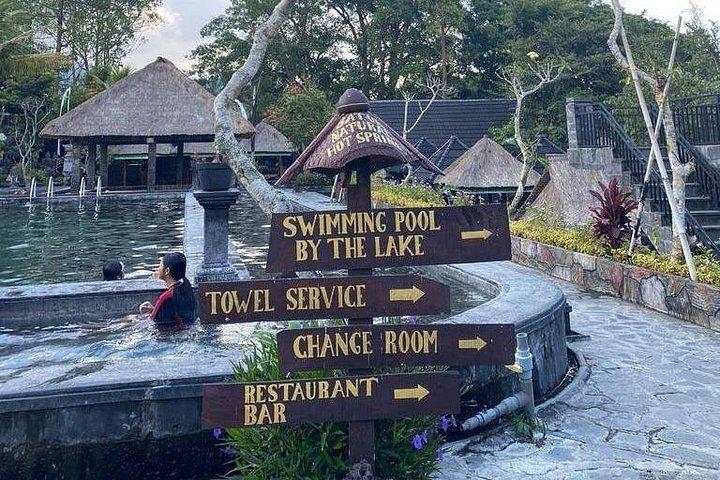 マウントバトゥールジープツアー：日の出、黒い溶岩、黒い砂＆温泉