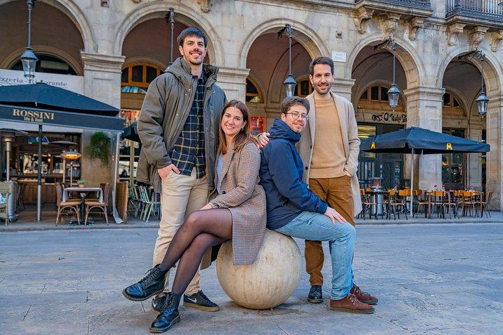 Barcelona: Professional Photoshoot at Gothic Quarter