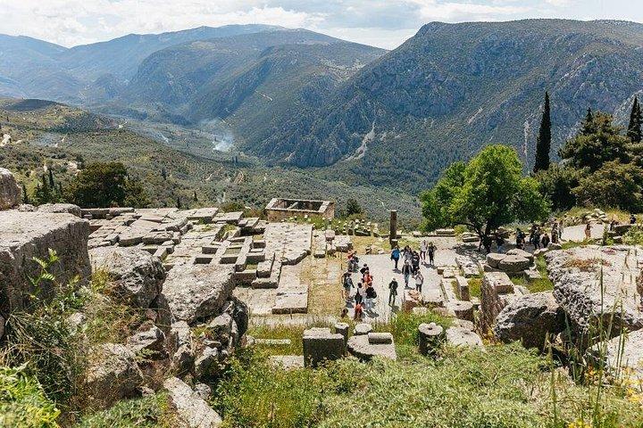 From Athens: Small-Group Delphi, Museum & Arachova Day Trip