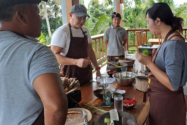 PRIVATE バリ料理教室 in ウブド at サンティカの家