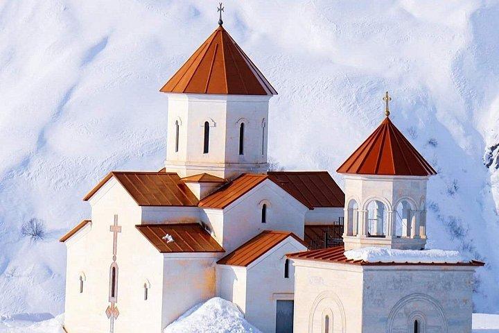 Shared Tour: Experience Places of Kazbegi