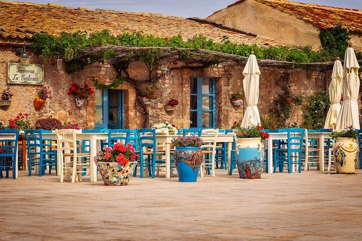Tour met auto of busje van Syracuse naar Noto, Marzamemi en Villa Tellaro