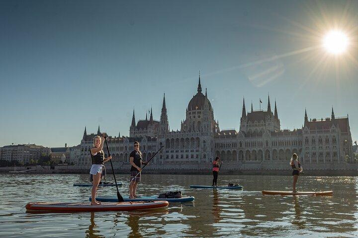 SUP Budapest: excursion au coucher du soleil