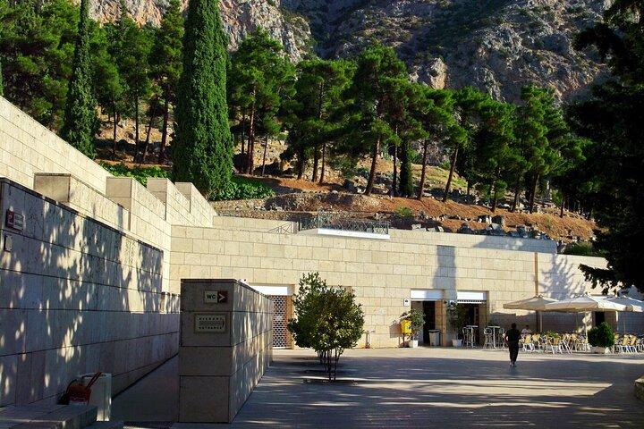 Delphi and Arachova full day Private touring experience