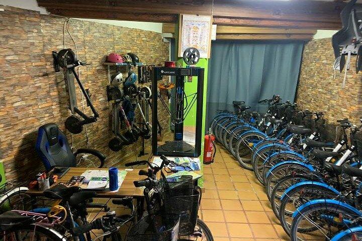 Alquiler de Bicicletas y Patinetes pra andar por Valencia