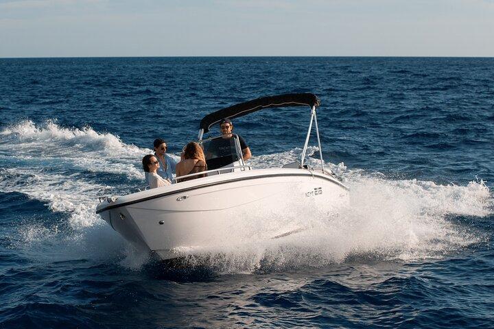 Ganztägige private Bootstour durch Capri