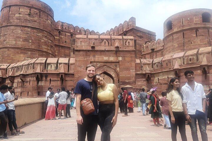 Privat solopgangstur til Tajmahal og Agra Fort fra Delhi