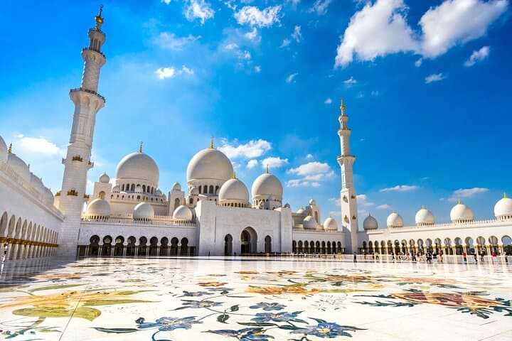 Abu Dhabi Sheikh Zayed Grand Mosque Tour from Dubai