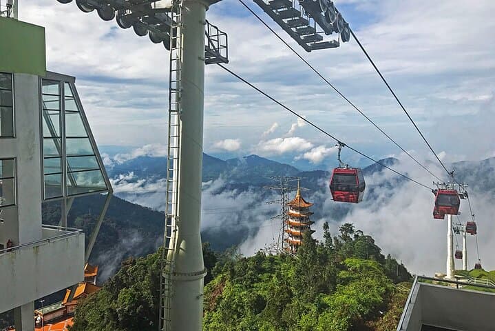 Genting Highland Private Day Tour with Skyway Cable Car Ride