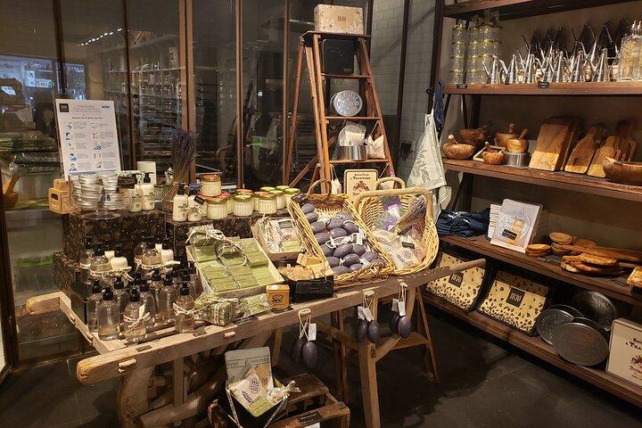 ローカル・エキスパートガイドによるオールインクルーシブの食と歴史ツアー