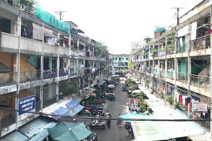 Ho Chi Minh City sloppenwijkentour of Chillspots per scooter/vrouwelijke chauffeur