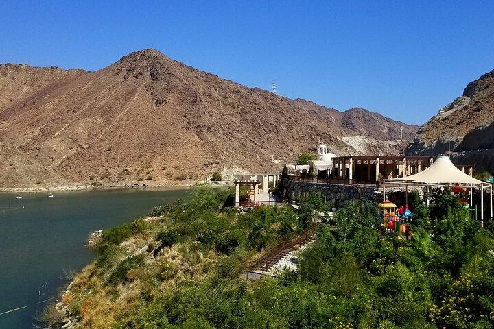 Culturele reis - Fujairah stadstour van een hele dag in privévoertuig
