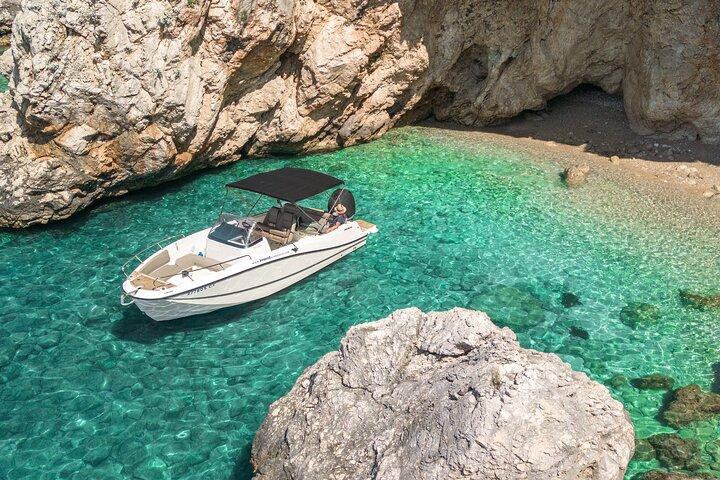Odissea delle gemme nascoste: tour privato delle isole Elafiti e delle grotte blu