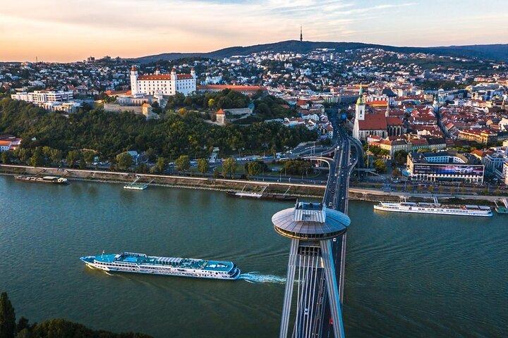 Traslado Privado Ida desde el Aeropuerto Vienna hasta Bratislava