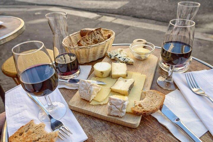 Parijs Privétour met eten in Le Marais: wijn & lokale Franse keuken