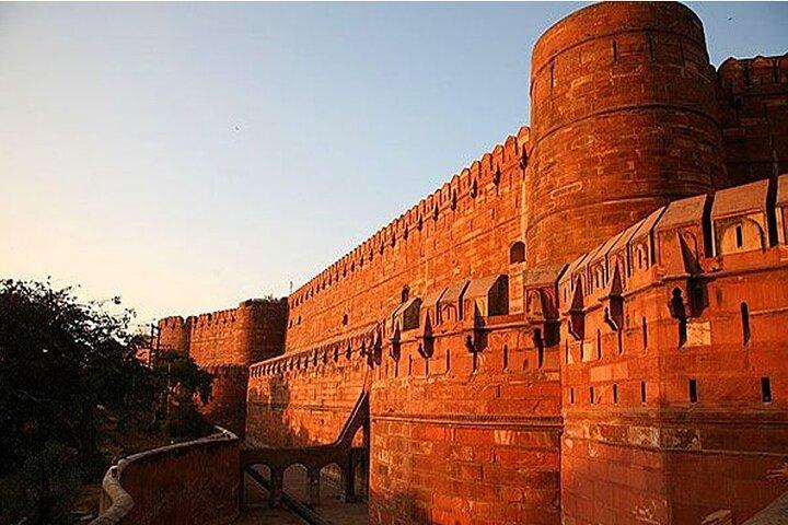 Taj Mahal con tour local de Agra