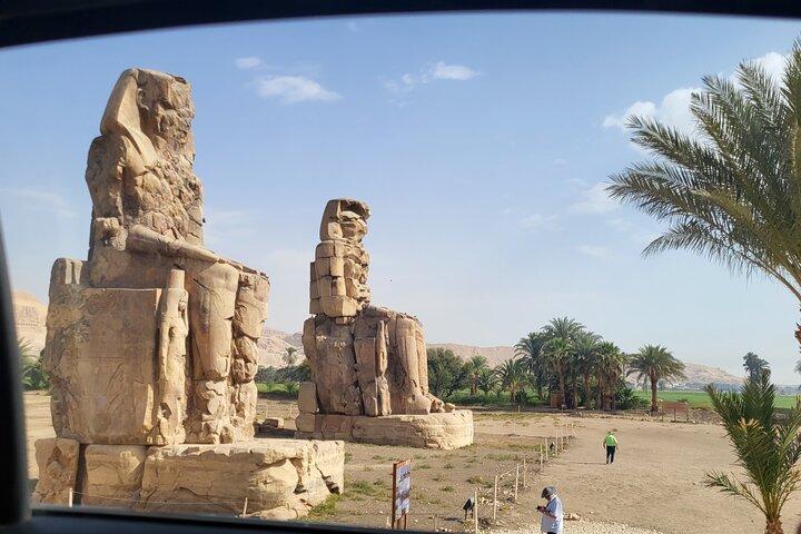 Overnachting naar Luxor vanuit Caïro per vliegtuig
