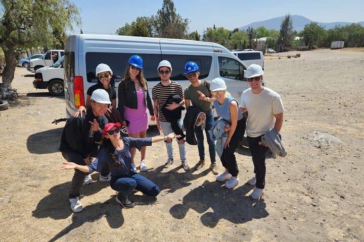 Hot Air Balloon Ride & tour in Teotihuacan + La Gruta