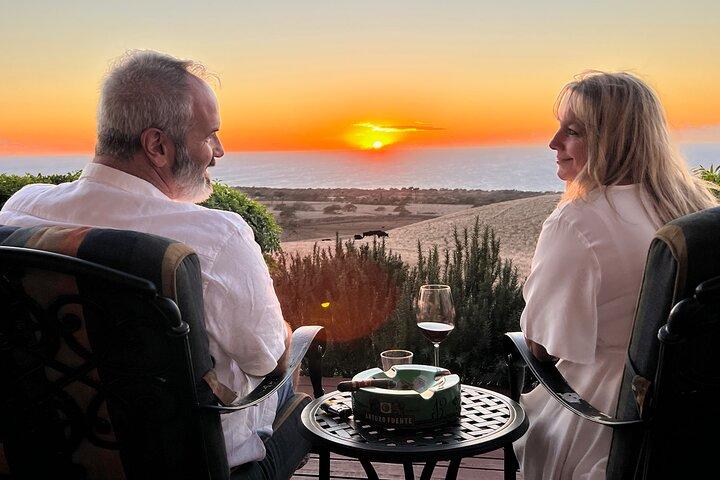 Godetevi il lusso di un sigaro raffinato al tramonto