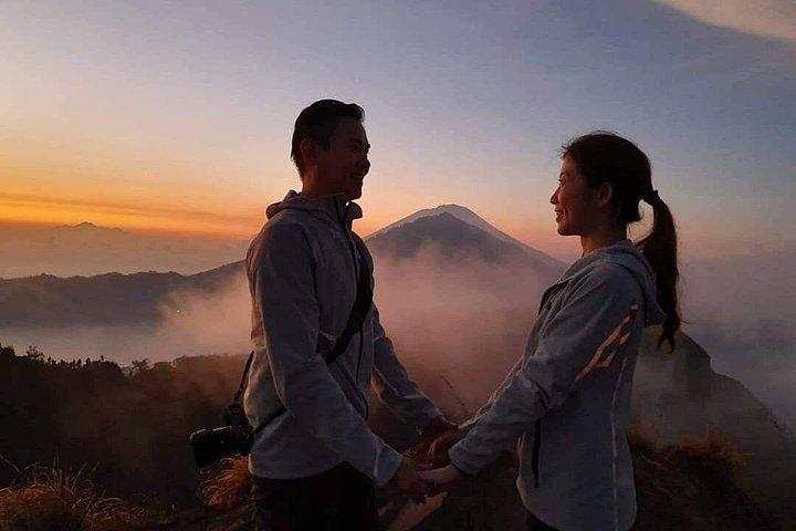 バトゥール山キャンプ ツアー - 1717M 上空の日没と日の出を鑑賞